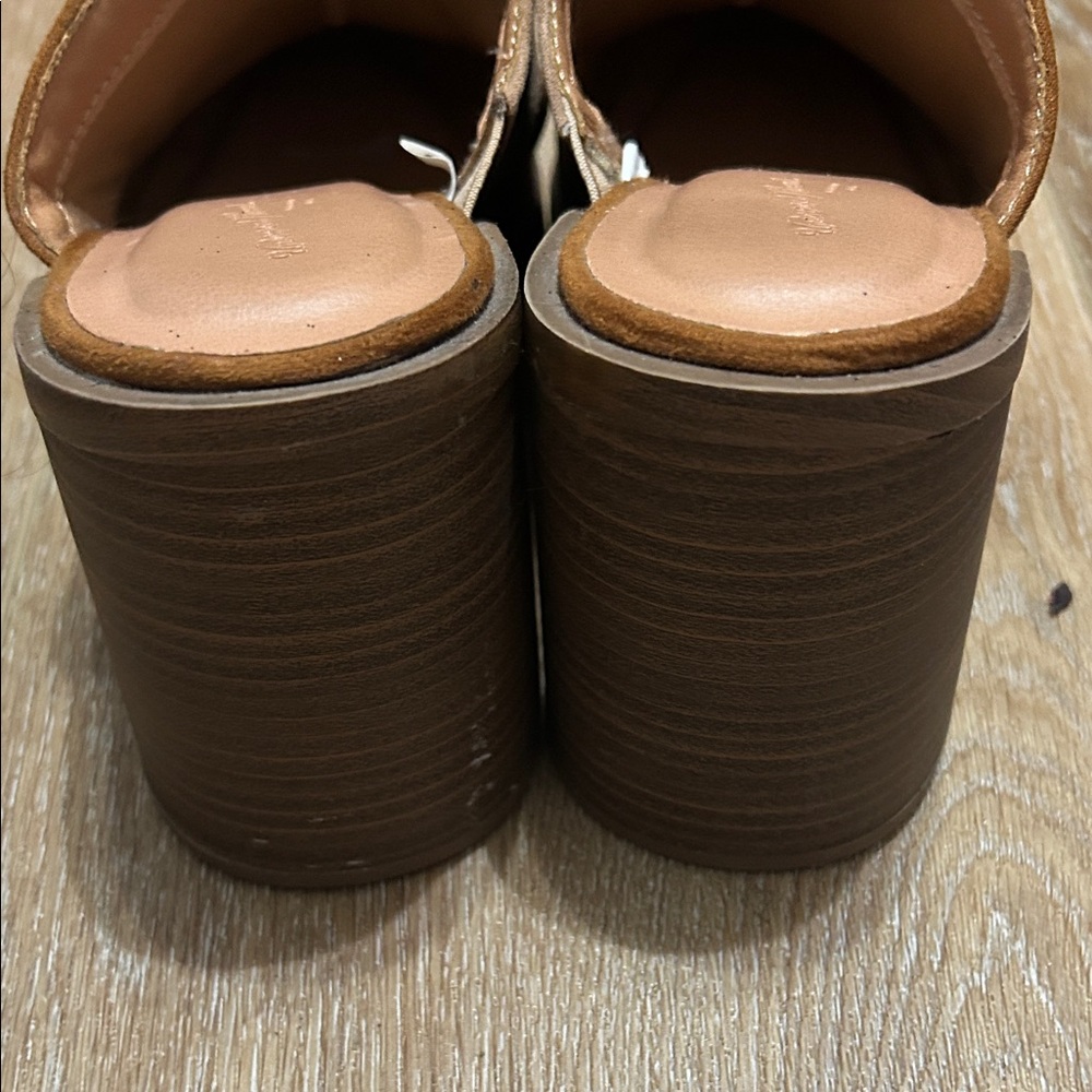 Universal Thread Brown Patchwork Mules - image 4